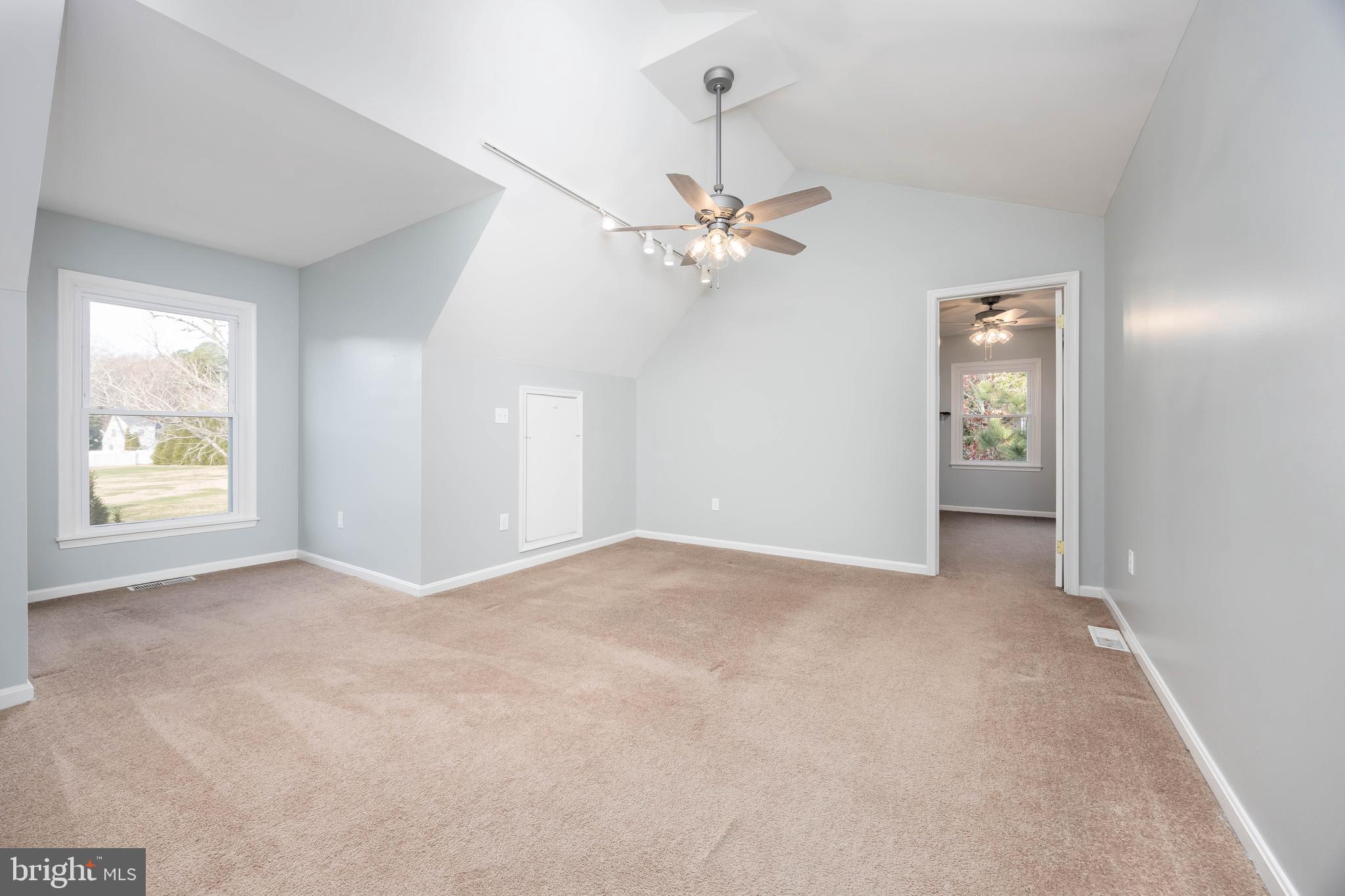 GULL CREEK ESTATES - Residential