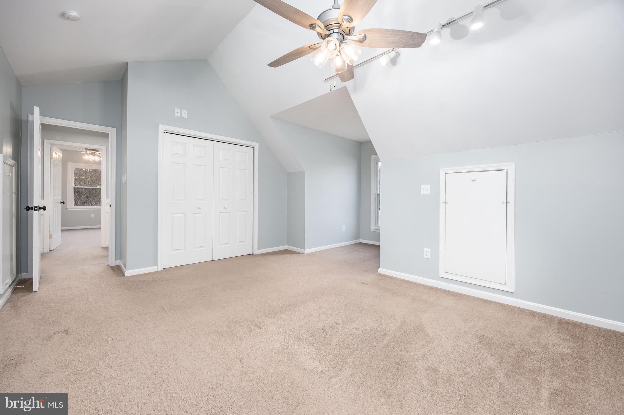 GULL CREEK ESTATES - Residential