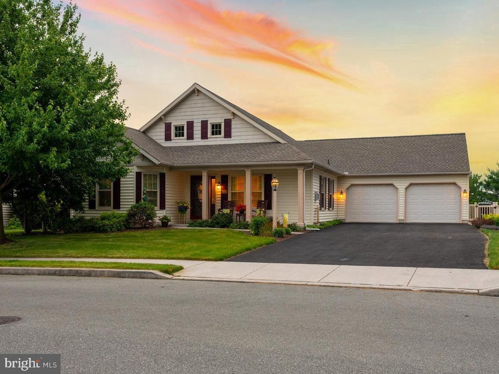 Photo of 1050 Cambridge Drive, MANHEIM, PA 17545 (MLS # PALA2093680)