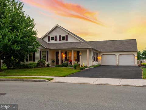 Homes For Sale - 1050 Cambridge Drive<br/> MANHEIM, PA 17545