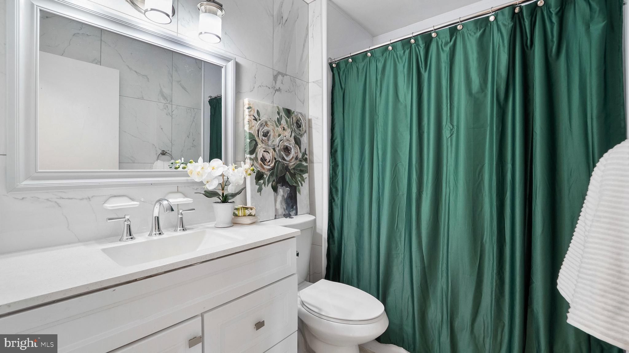 WOODBRIDGE VALLEY - Residential