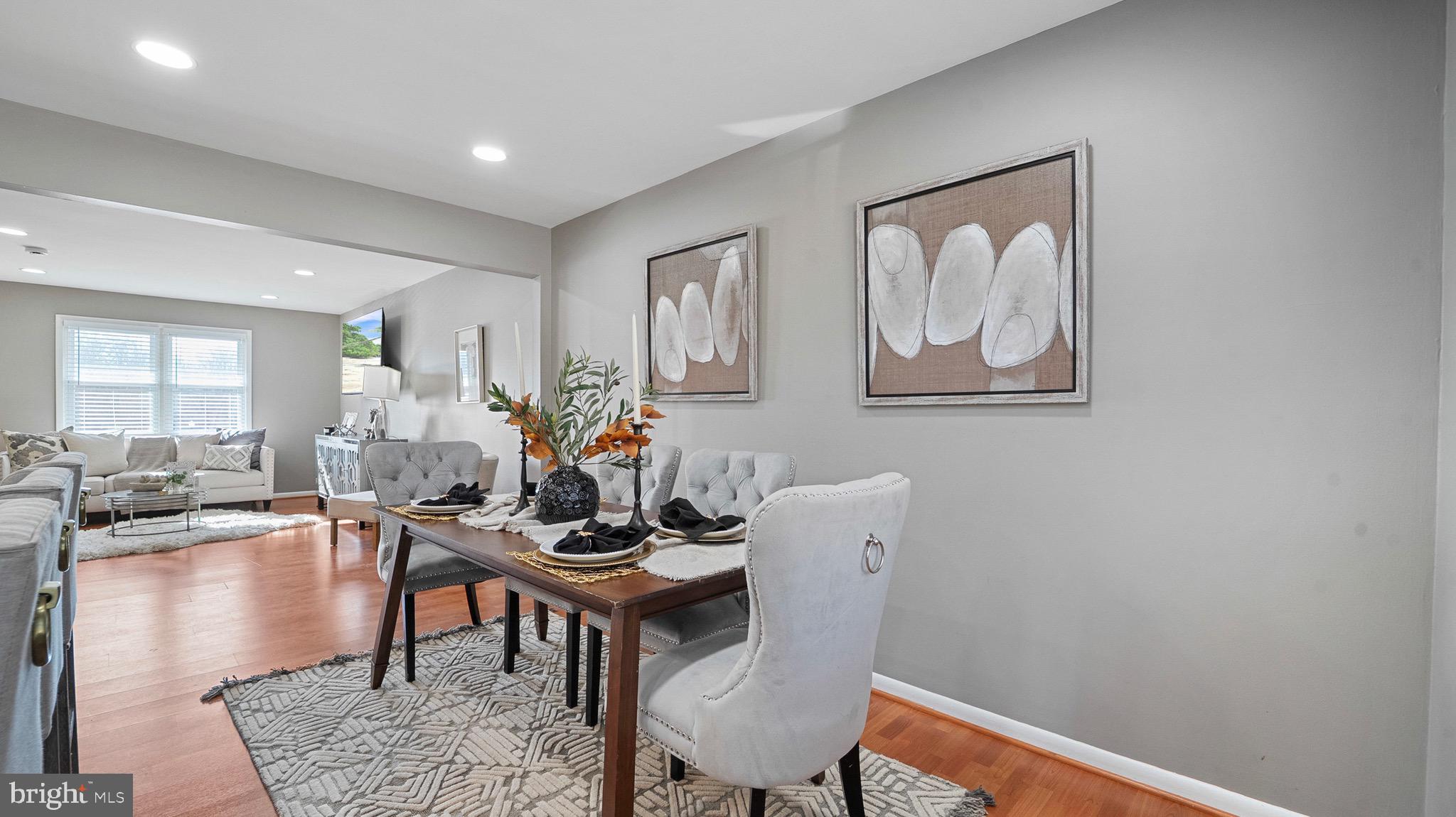 WOODBRIDGE VALLEY - Residential