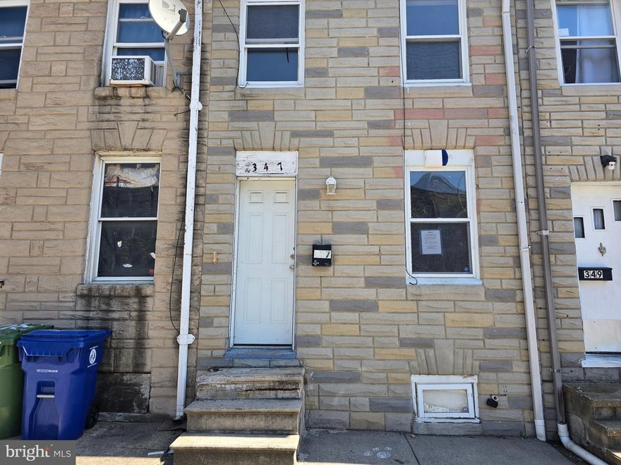 Great opportunity to own this 2 bedroom 1 bath rowhome in the Mt Clare section of Baltimore city.  This would make an excellent addition to your rental portfolio. Needs work but it is priced to sell and worth the time and the effort. Hardwood floors, 2 generous sized bedrooms and a fenced back yard are just a few key features in this property. Don't miss out.