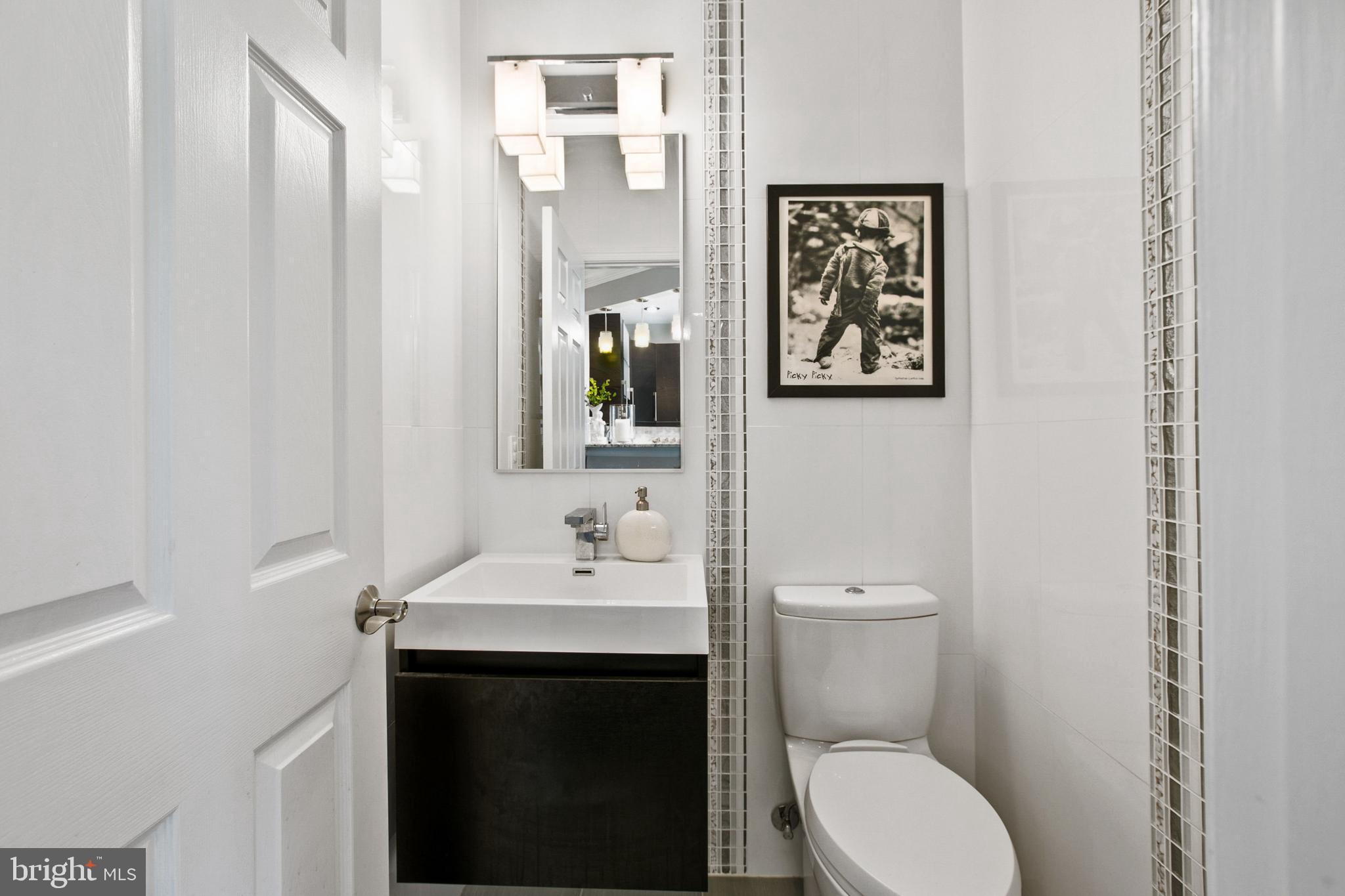 SUMMIT CHASE - Residential