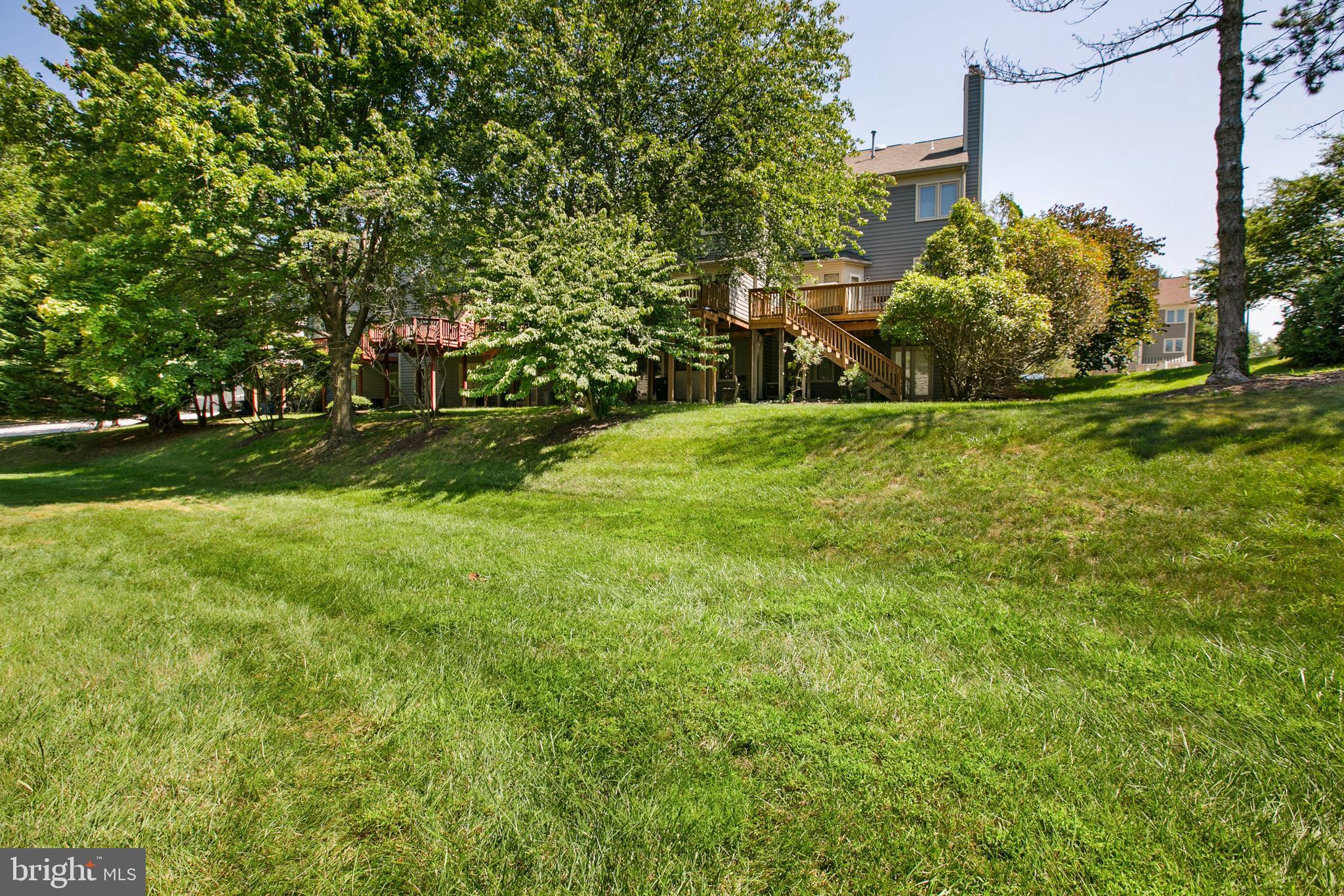 SUMMIT CHASE - Residential