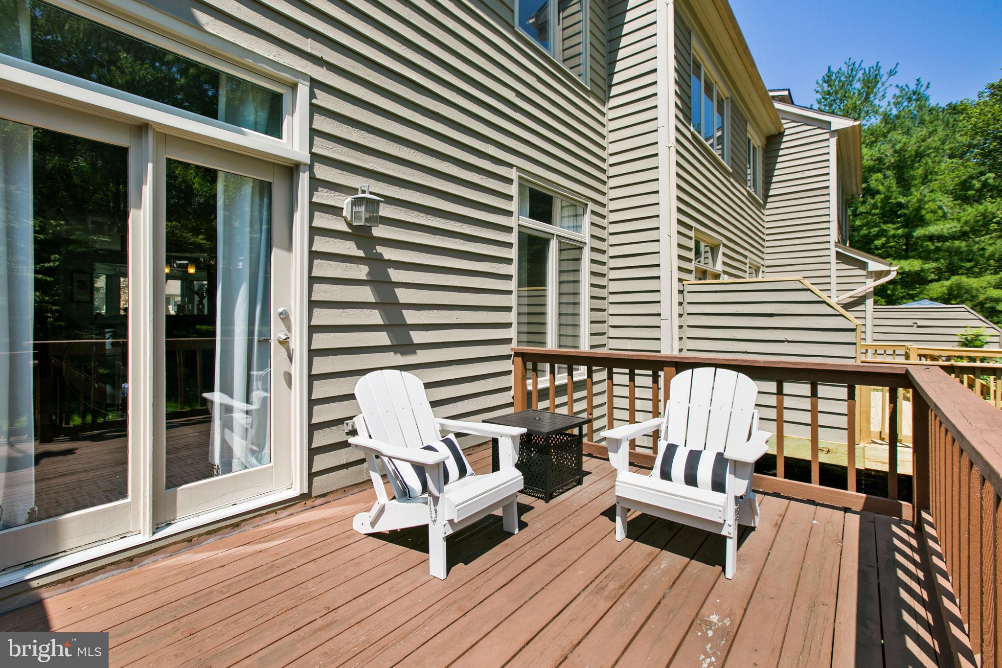 SUMMIT CHASE - Residential