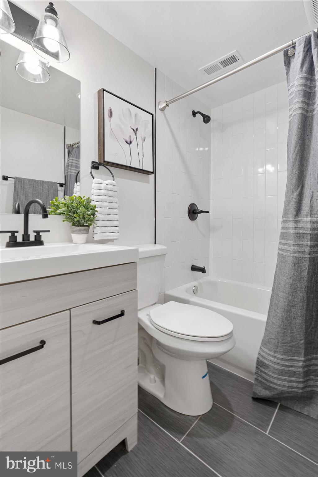 SPARROWS POINT - Residential