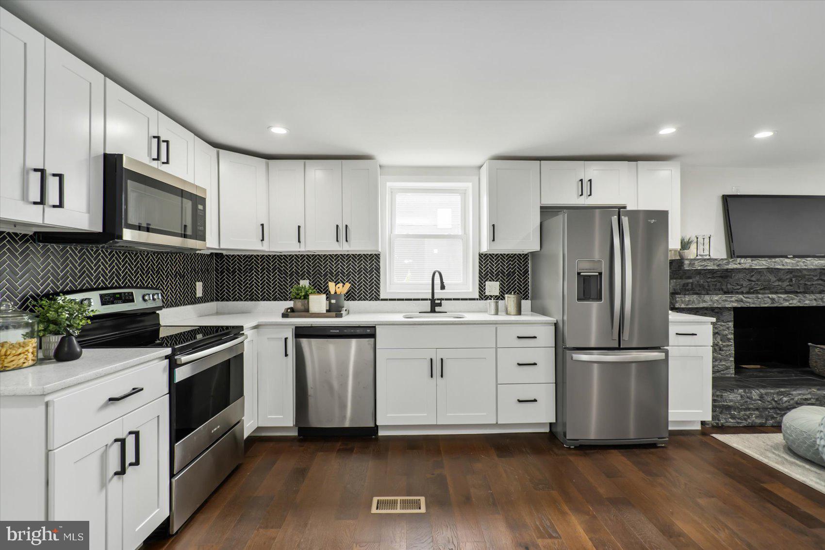 SPARROWS POINT - Residential