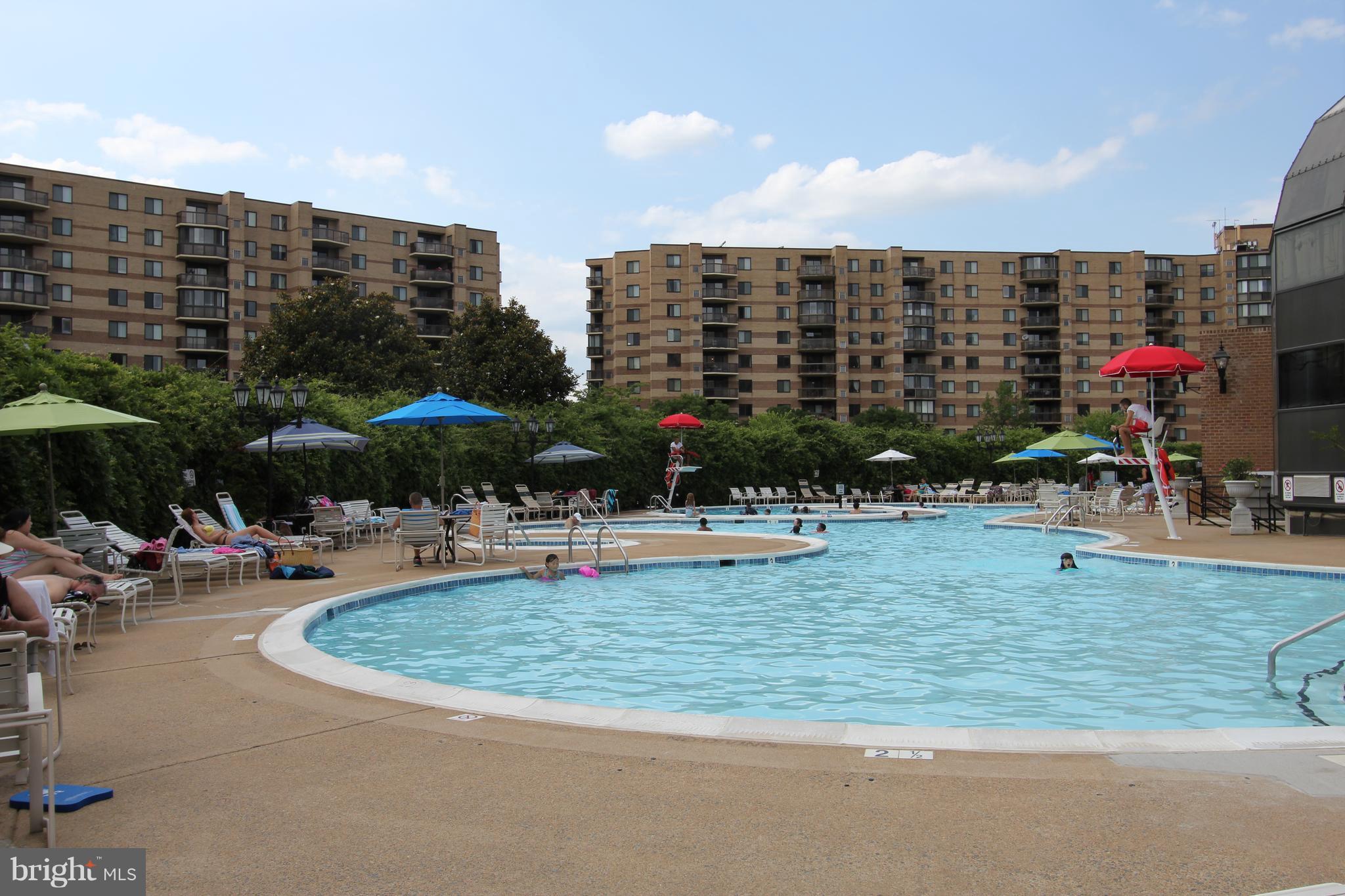 ROTONDA - Residential Lease