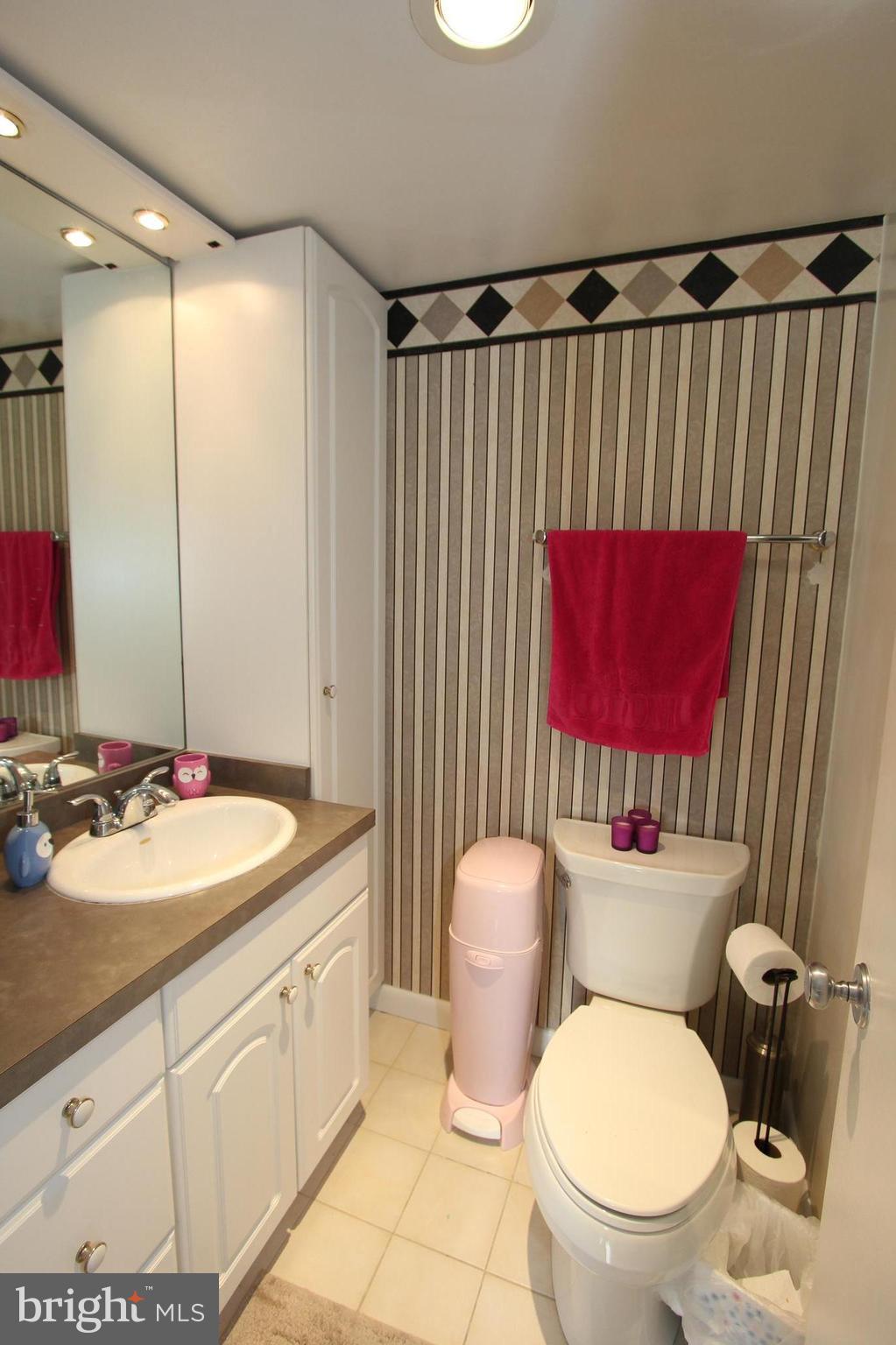 ROTONDA - Residential Lease