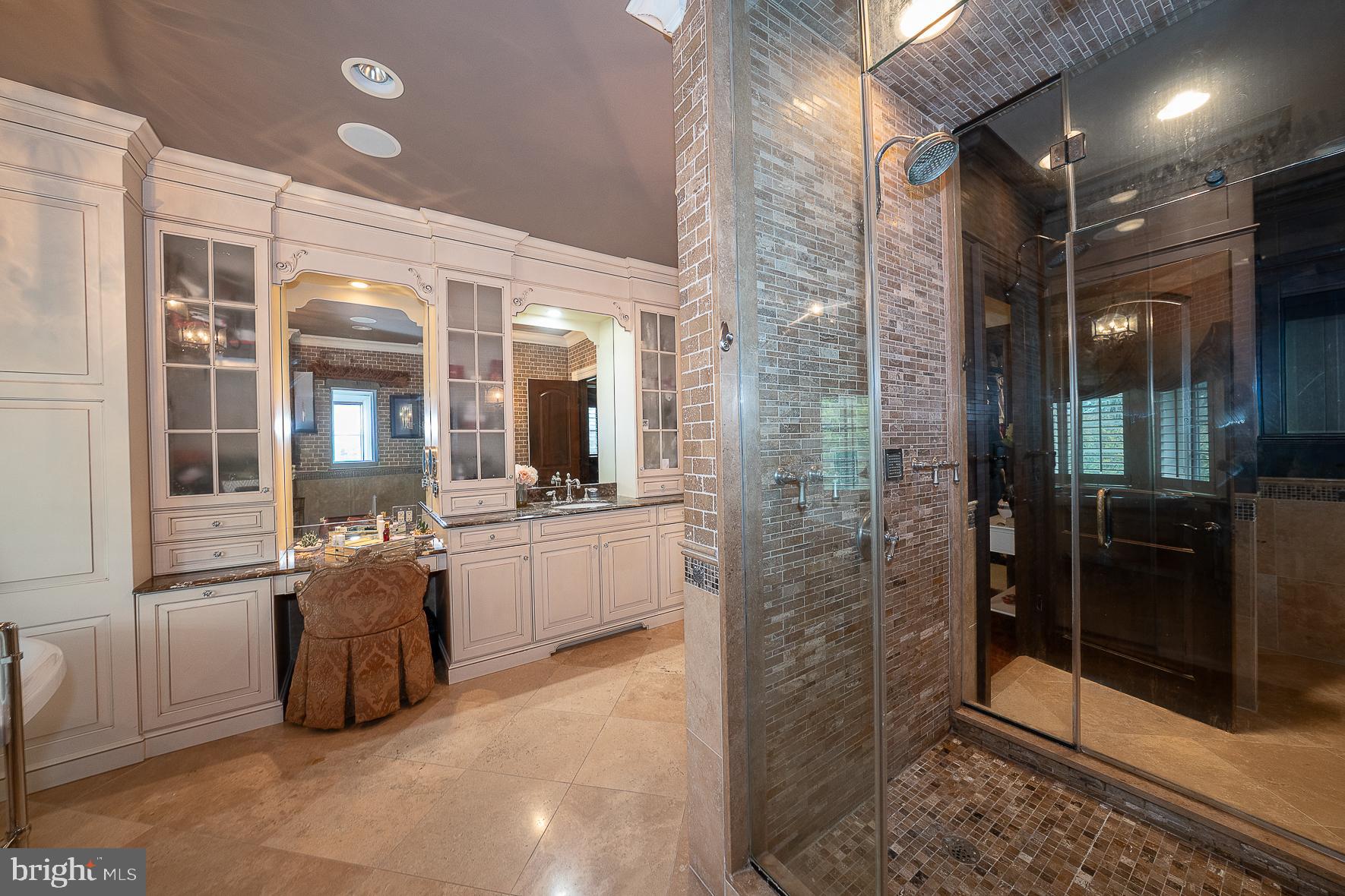 BRYN MAWR - Residential