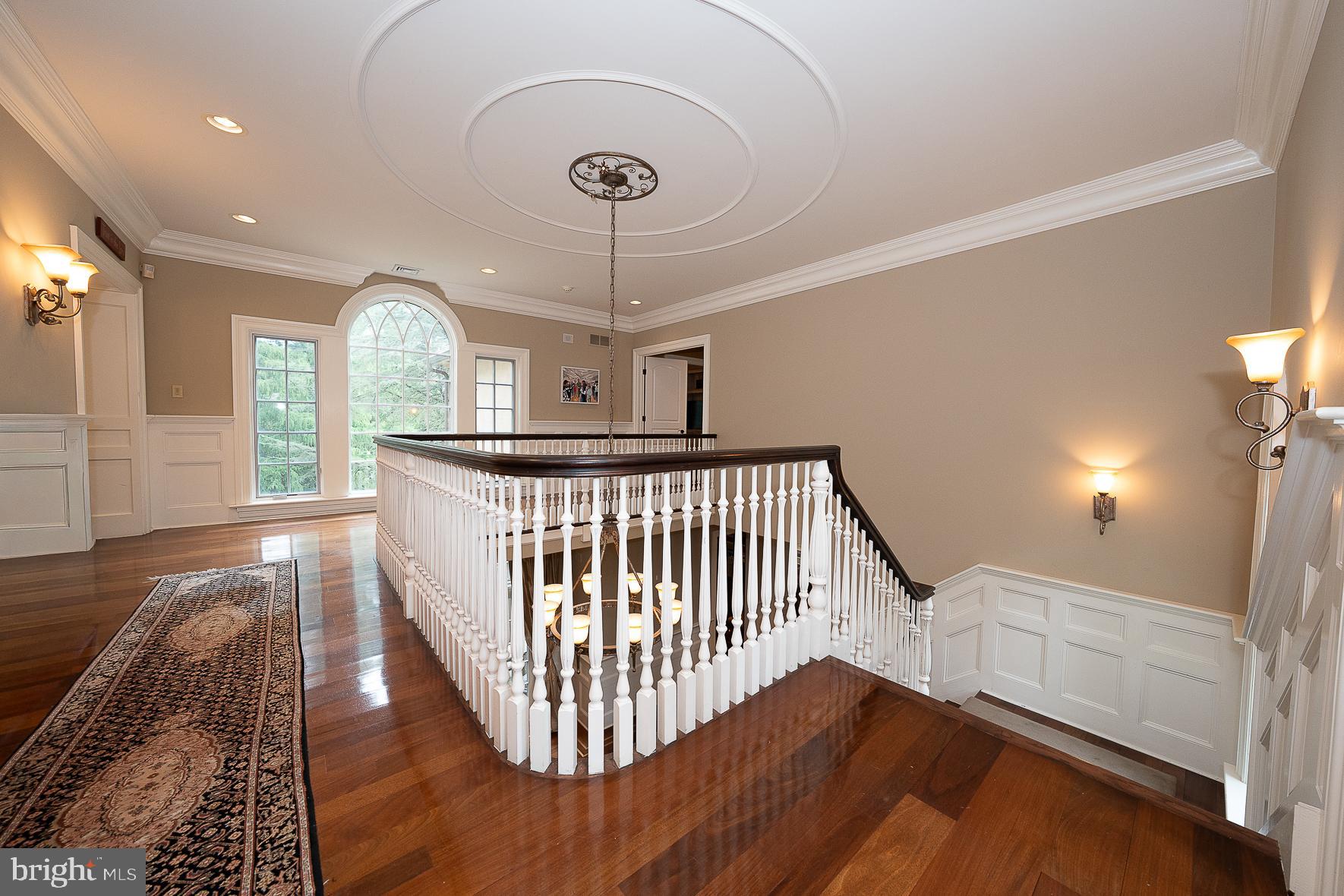 BRYN MAWR - Residential