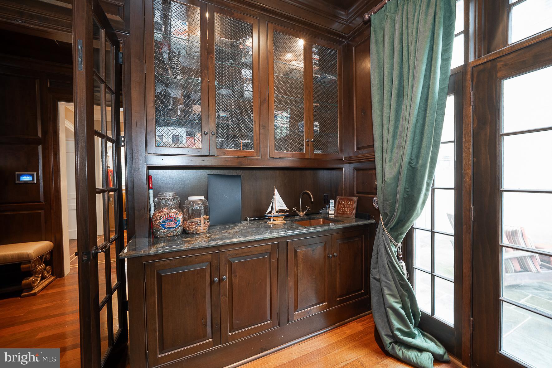 BRYN MAWR - Residential