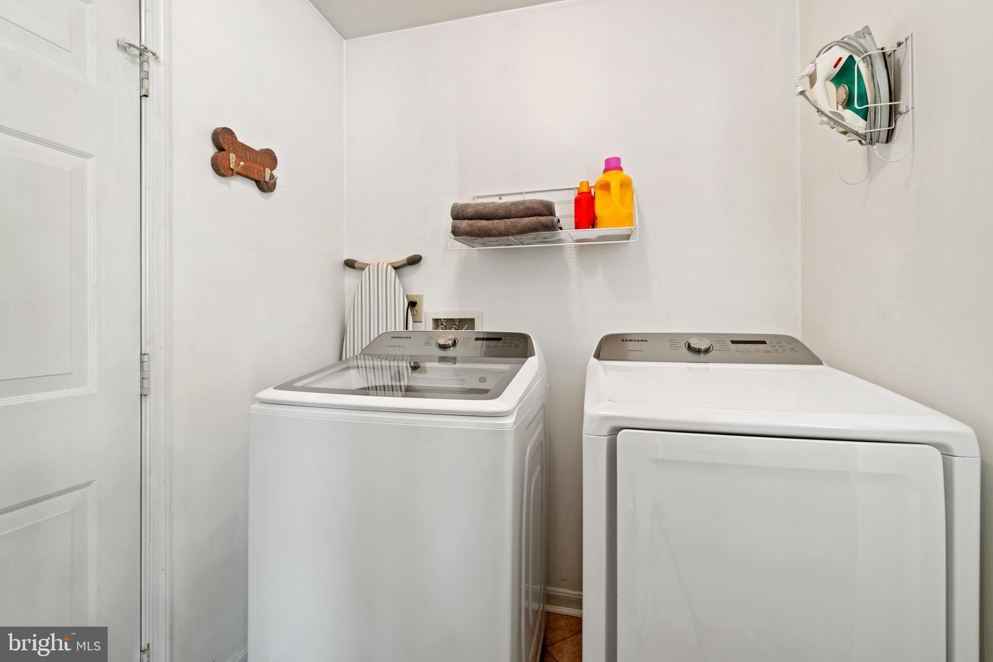 SMOKETREE - Residential