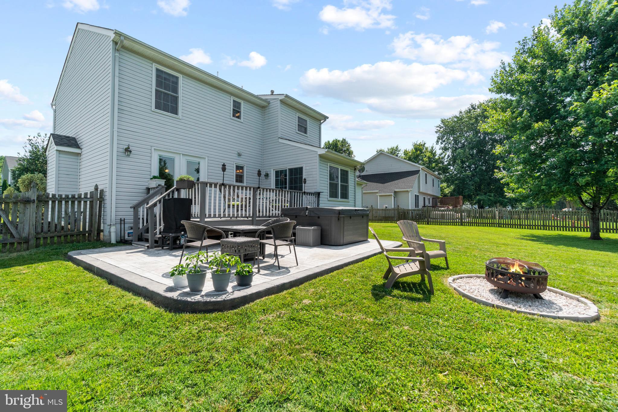 SMOKETREE - Residential