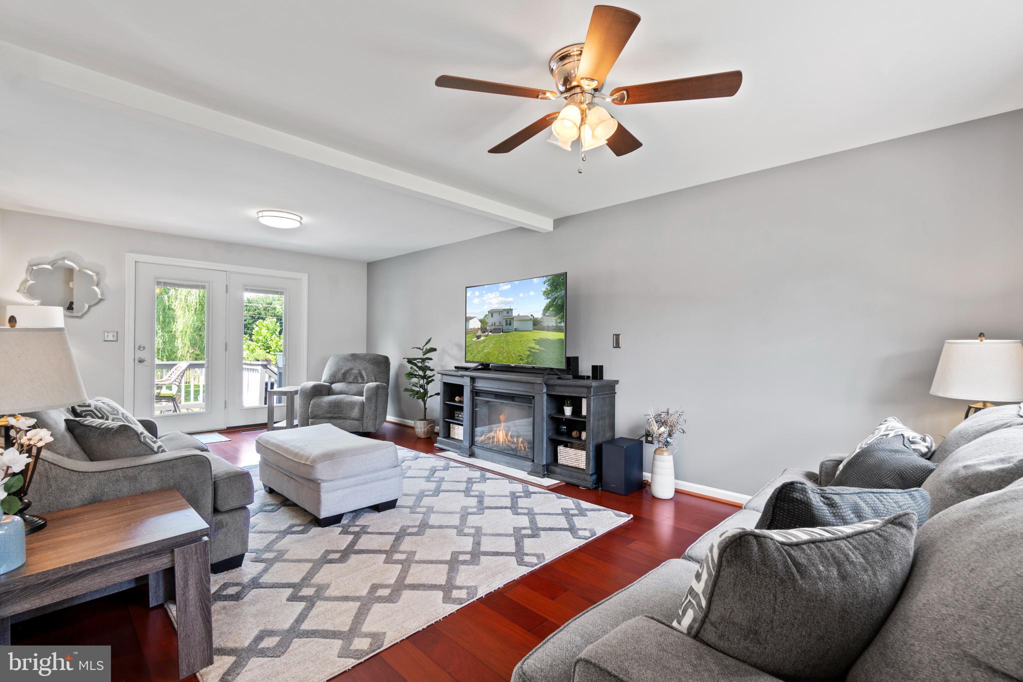 SMOKETREE - Residential