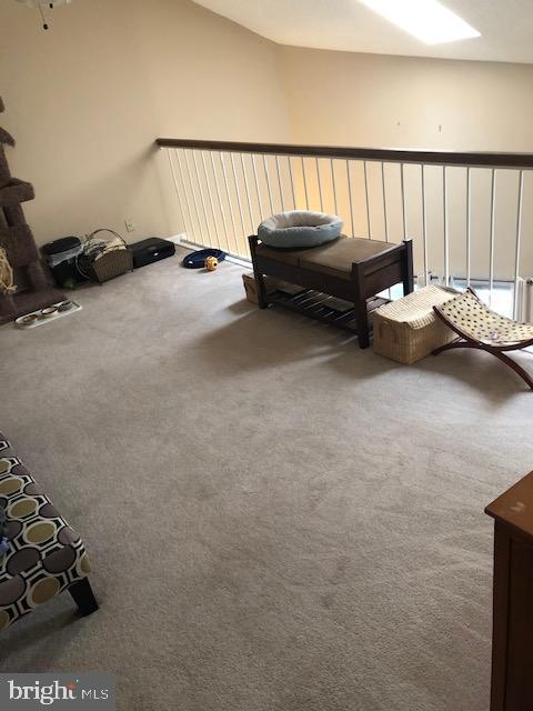 HILLWOOD - Residential Lease