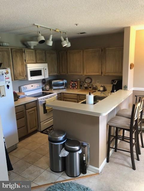 HILLWOOD - Residential Lease