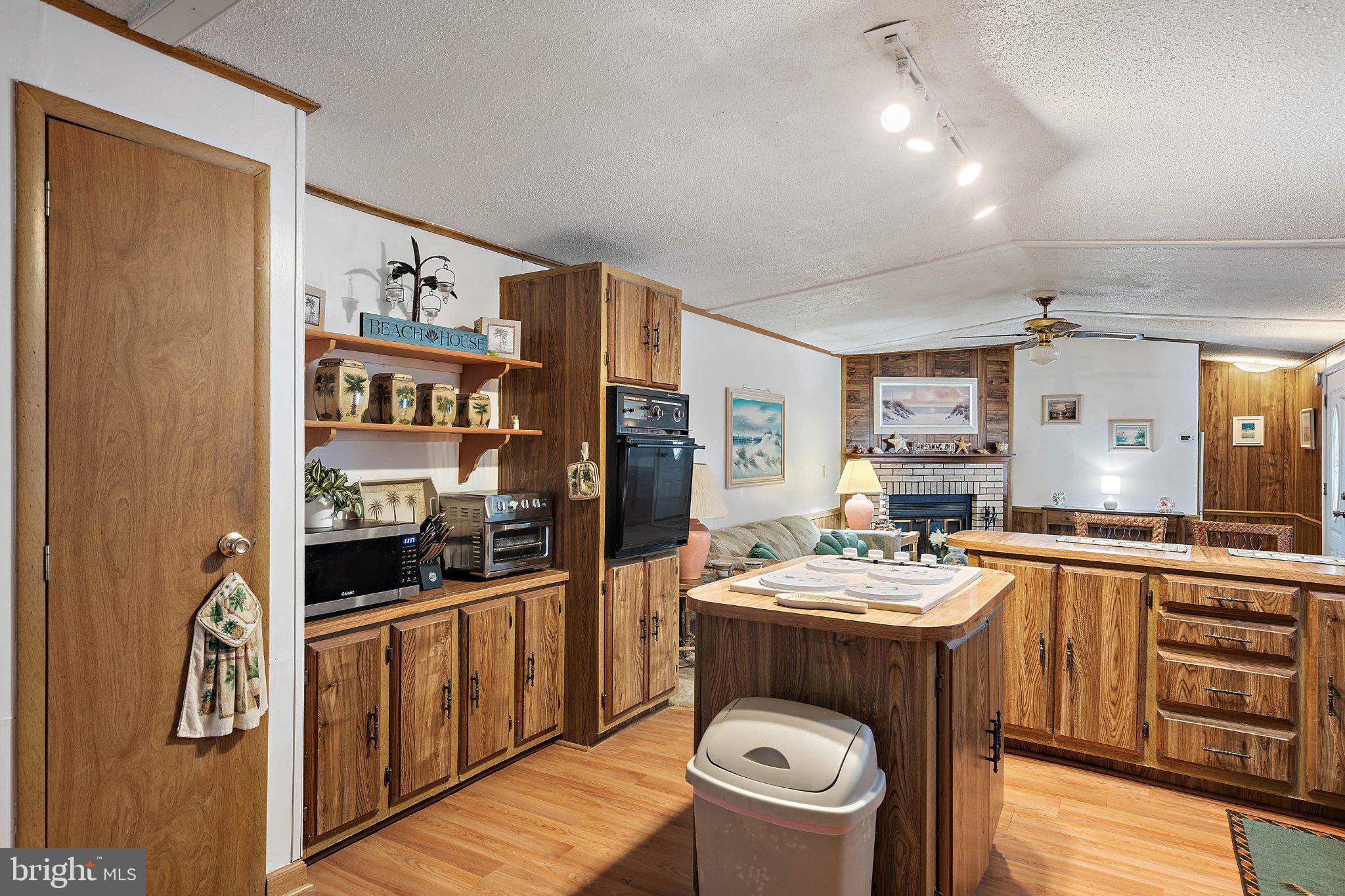 ASPEN MEADOWS - Residential