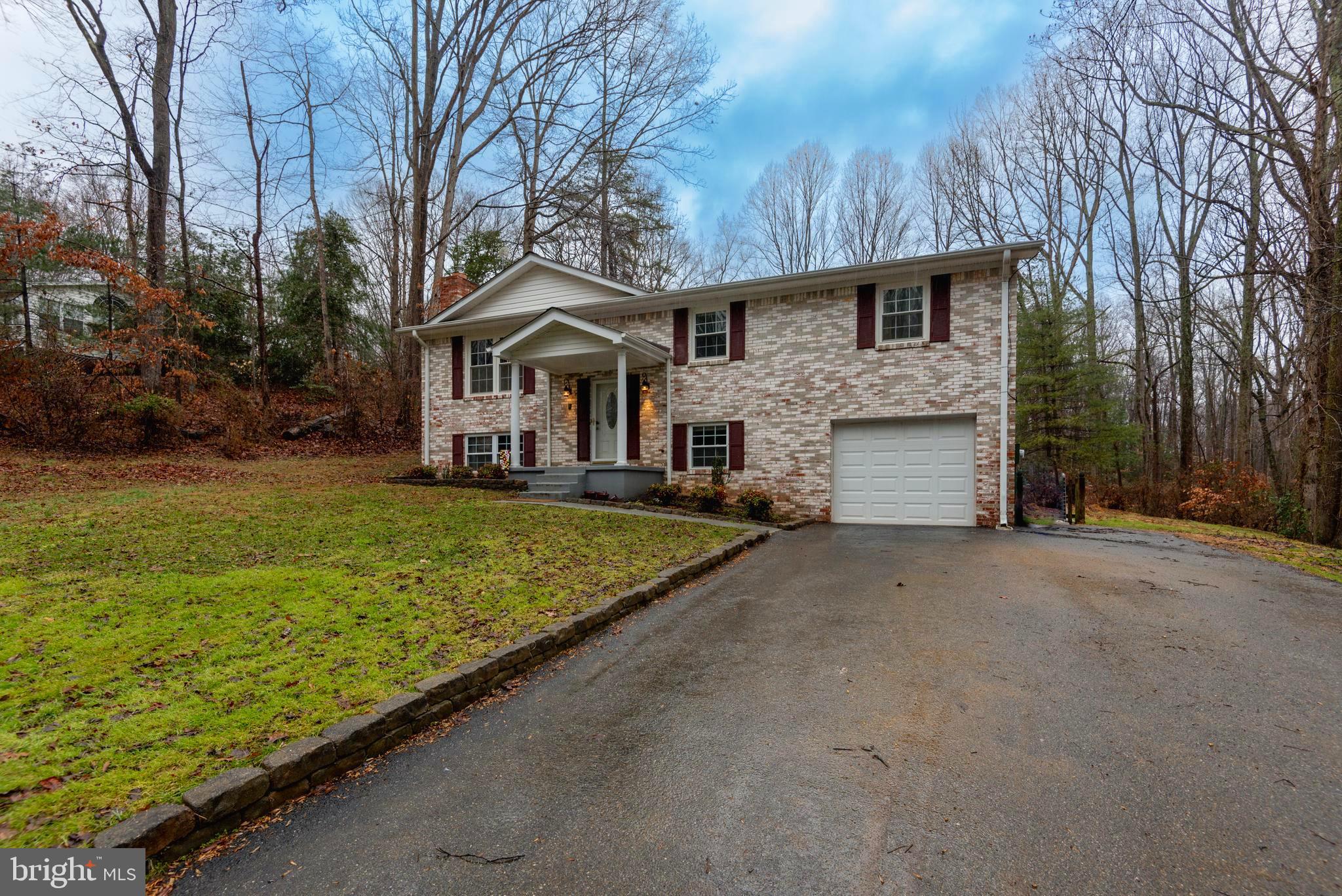 WATER'S RISQUE SUB - Residential