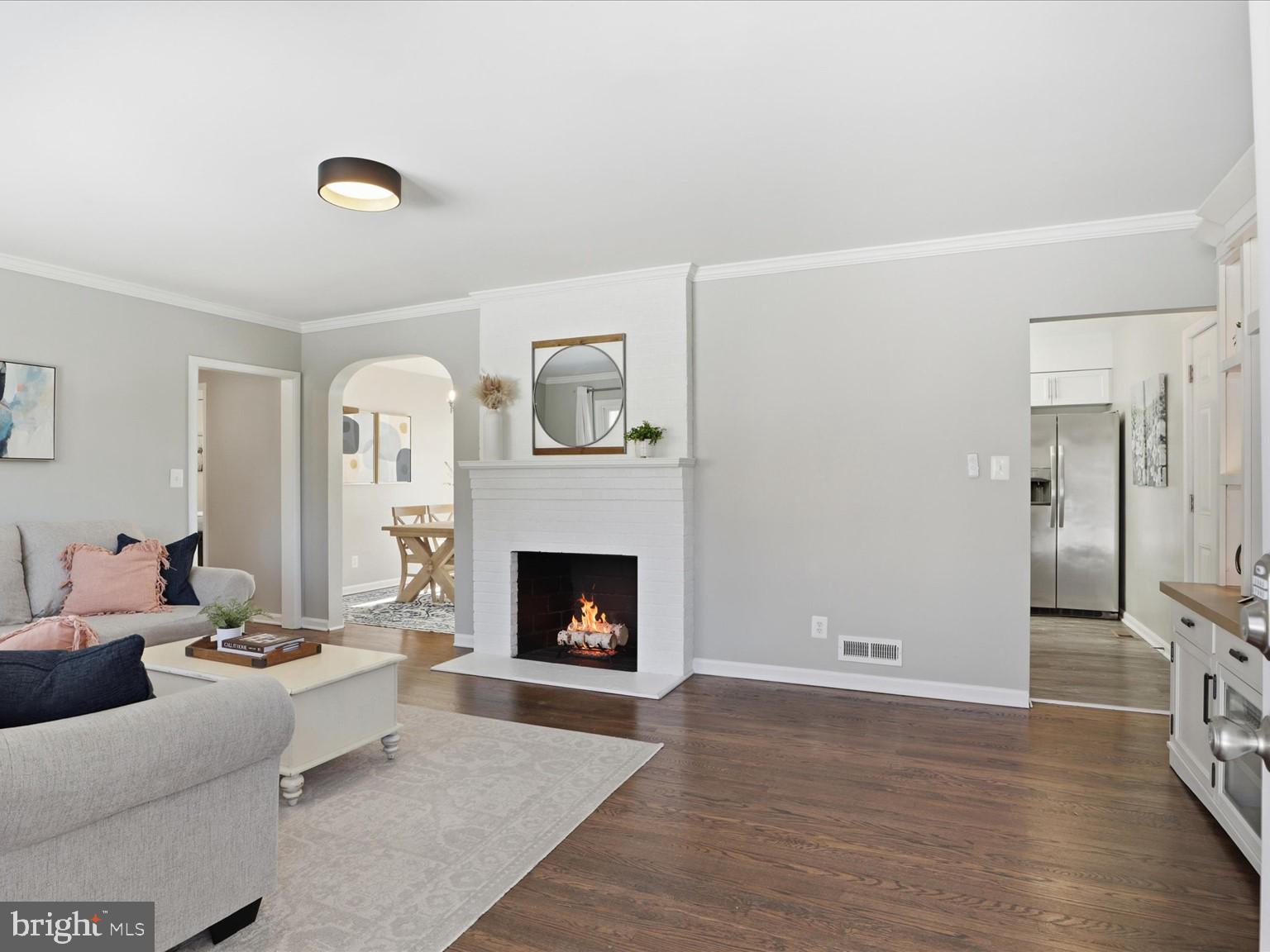 FAIRFAX ACRES - Residential