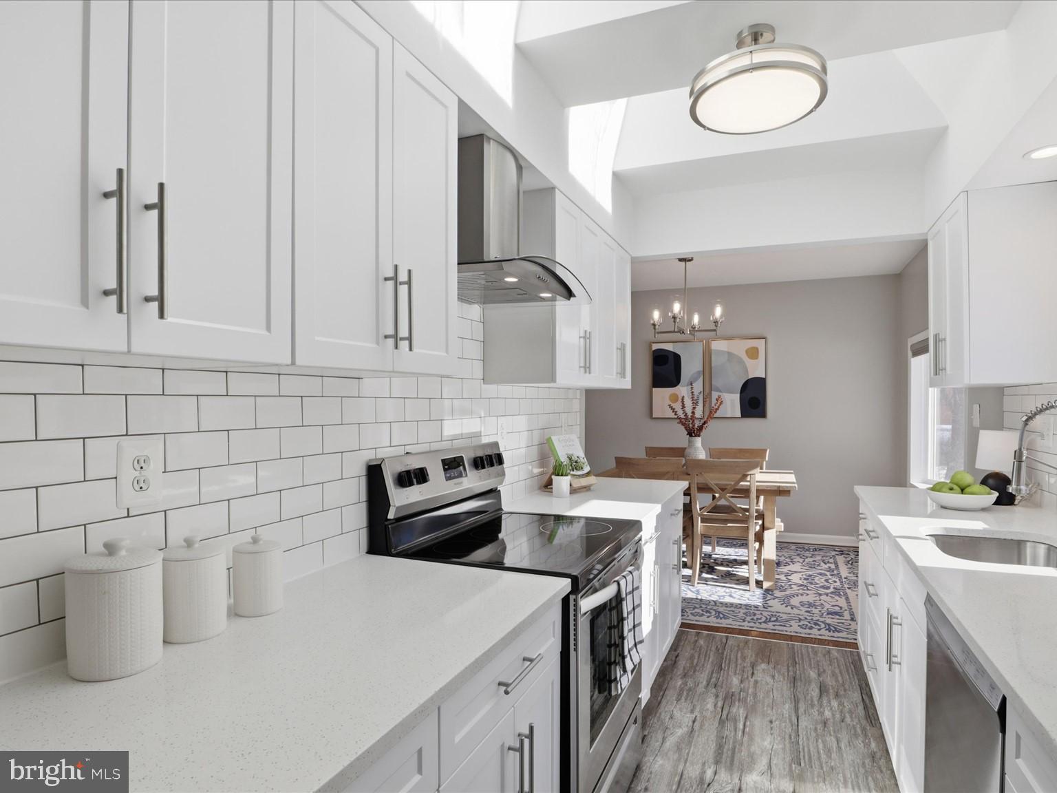 FAIRFAX ACRES - Residential