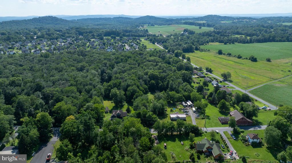 Photo of 2820 Chestnut Road, ELIZABETHTOWN, PA 17022 (MLS # PADA2048264)