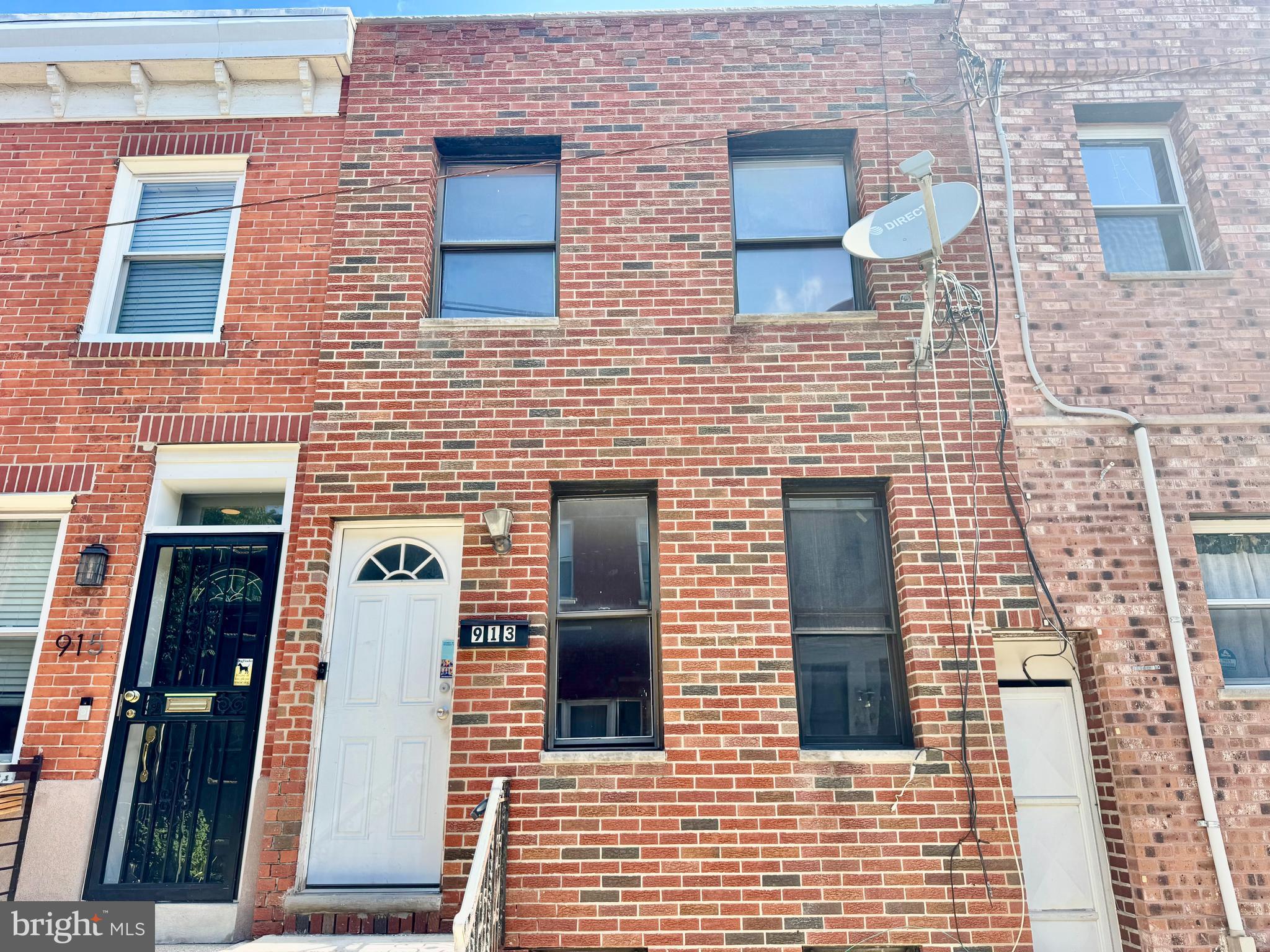 Photo 1 of 10 — 913 DUDLEY STREET, PHILADELPHIA, PA 19148