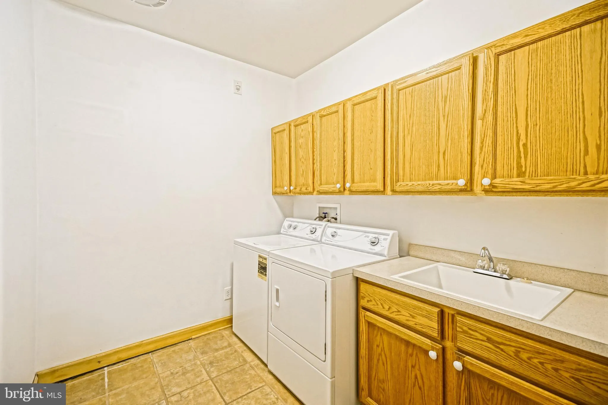 Rehoboth Beach, Delaware 19971, United States, 3 Bedrooms Bedrooms, ,3 BathroomsBathrooms,Residential,Active,247892