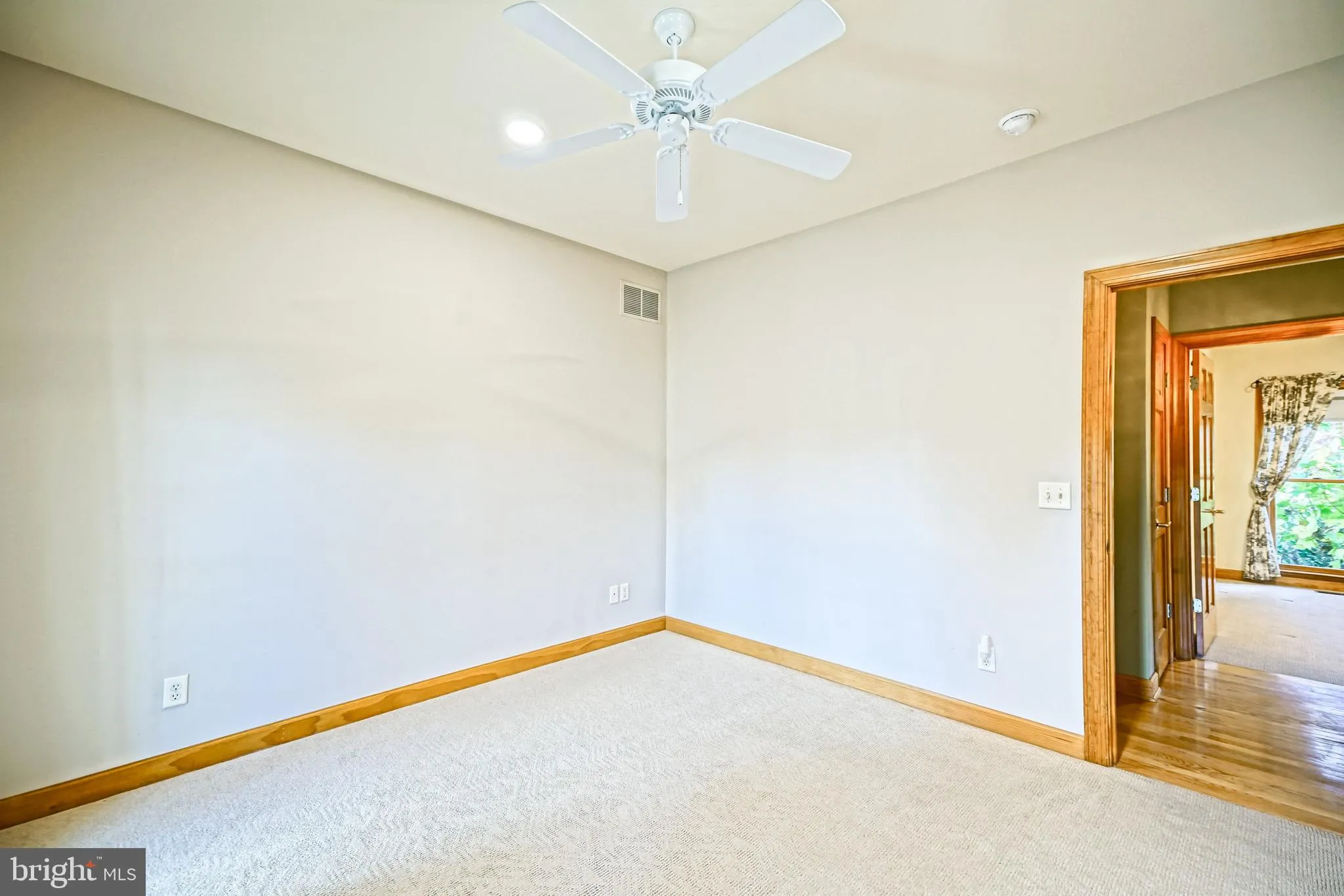 Rehoboth Beach, Delaware 19971, United States, 3 Bedrooms Bedrooms, ,3 BathroomsBathrooms,Residential,Active,247892