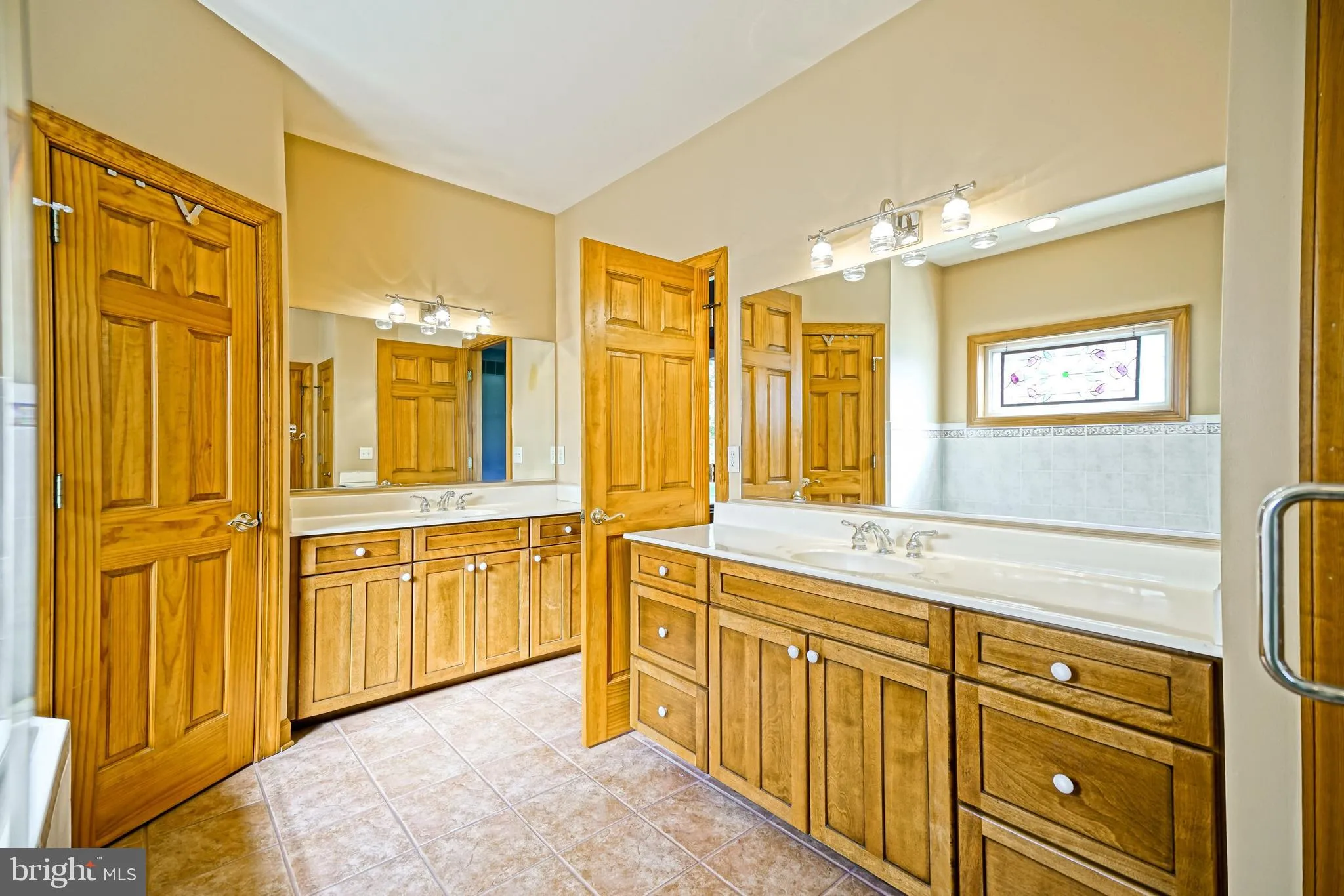 Rehoboth Beach, Delaware 19971, United States, 3 Bedrooms Bedrooms, ,3 BathroomsBathrooms,Residential,Active,247892