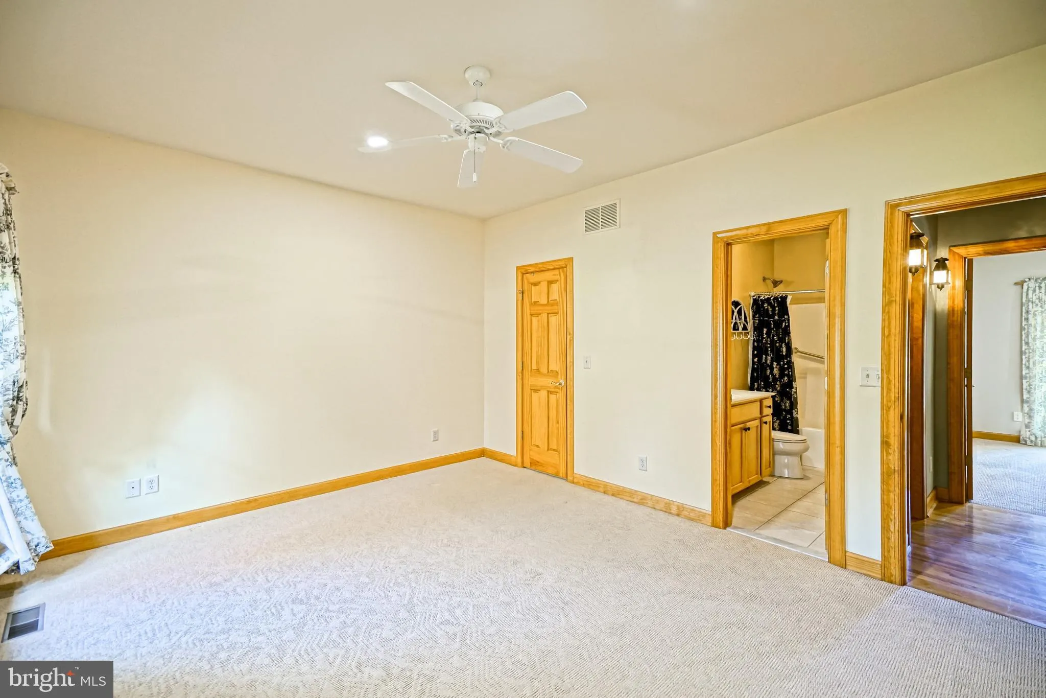 Rehoboth Beach, Delaware 19971, United States, 3 Bedrooms Bedrooms, ,3 BathroomsBathrooms,Residential,Active,247892