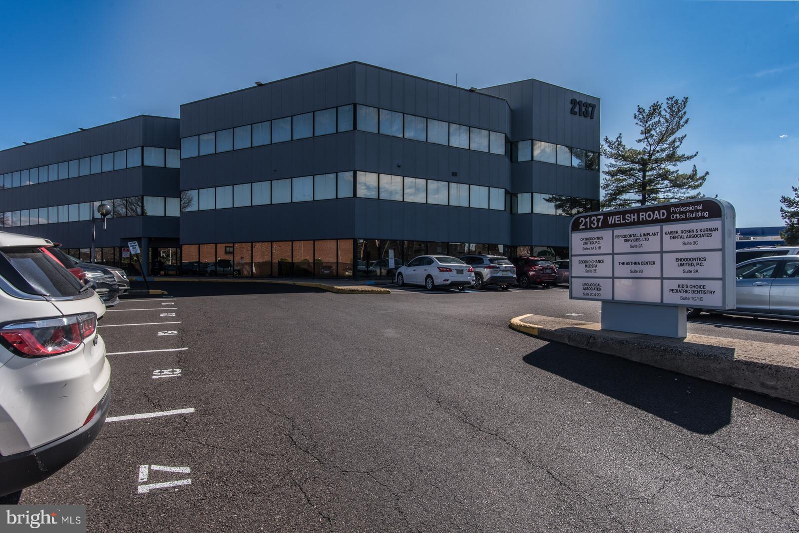 BUSTLETON - Commercial Sale