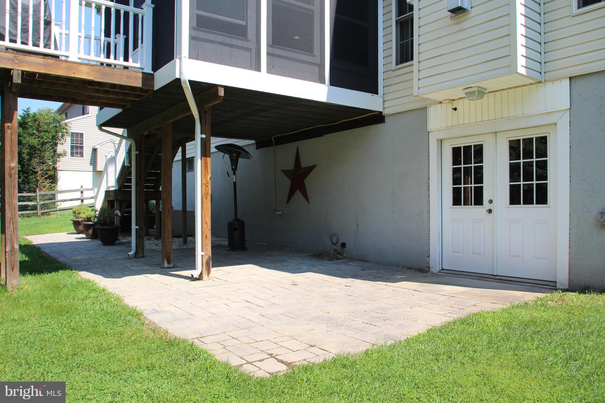 WHITAKER WOODS - Residential