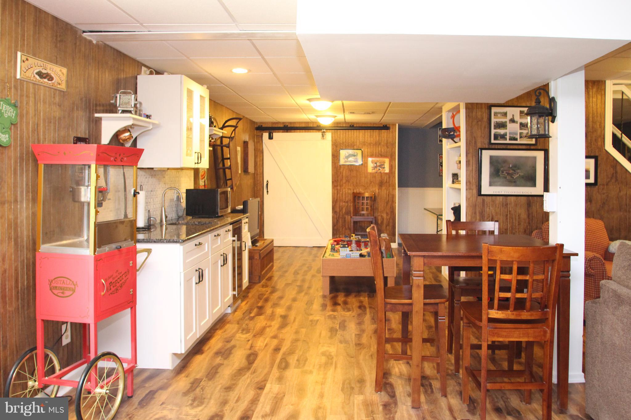 WHITAKER WOODS - Residential