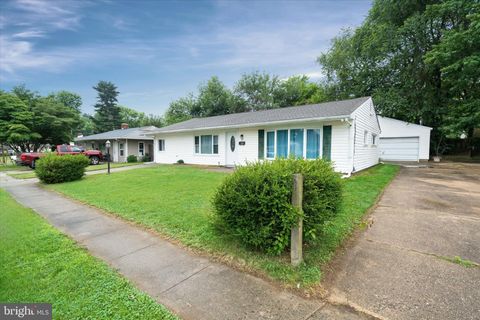 Photo of 12 S Kingston Road, NEWARK, DE 19713 (MLS # DENC2083922)