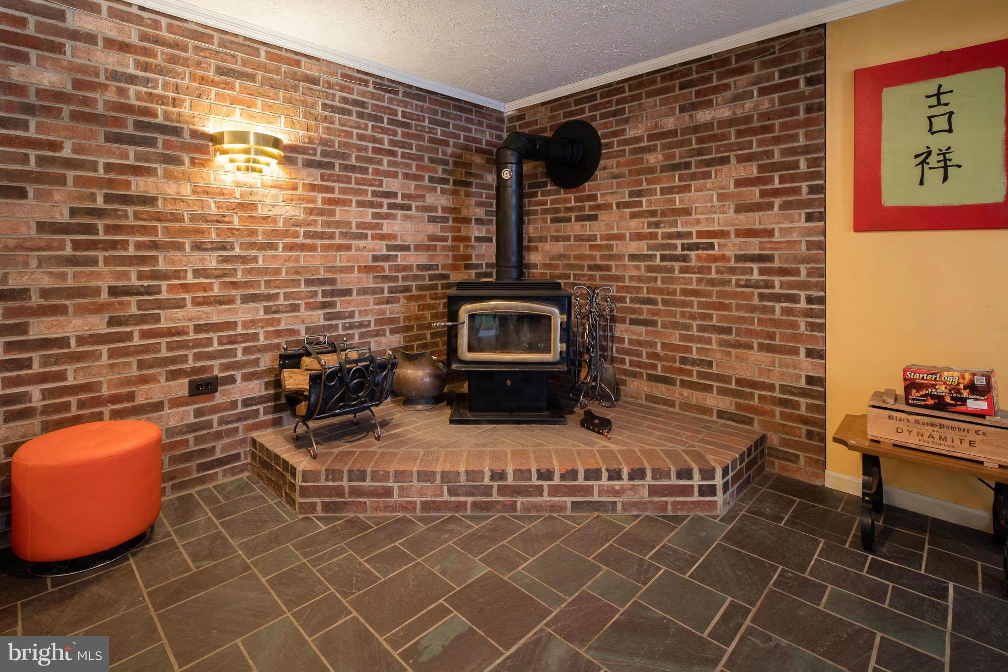 HILLCREST ESTATES - Residential