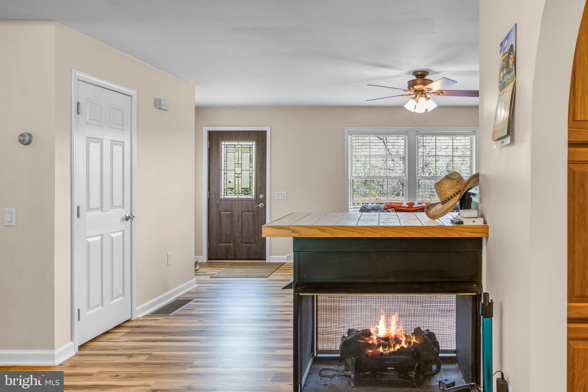 GRANTSVILLE - Residential