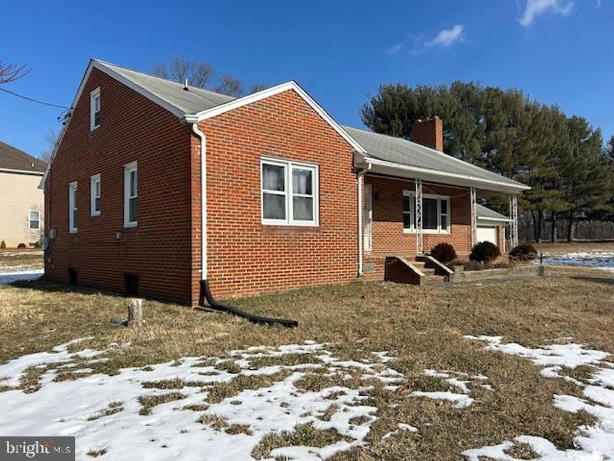 Charming Corner Lot Home with Endless Potential!
Nestled on a spacious corner lot, this detached home boasts a huge front yard, a sprawling side yard, and a generous backyard adorned with mature trees. The property features a garage and a cozy sunroom for year-round enjoyment.

Inside, you'll find hardwood floors throughout, three bedrooms on the main level, and two full baths. The attic is conveniently accessible by a staircase, offering additional storage or expansion potential. The finished basement includes a fireplace, built-in bar and a walkout, perfect for added living space or entertaining.

While this home needs some TLC, it presents a fantastic opportunity to add your personal touches and make it shine. Don't miss the chance to transform this lovely property into your dream home!

Close to Community Parks, Schools, Fitness Centers, Shopping, Gas, Groceries and Restaurants.