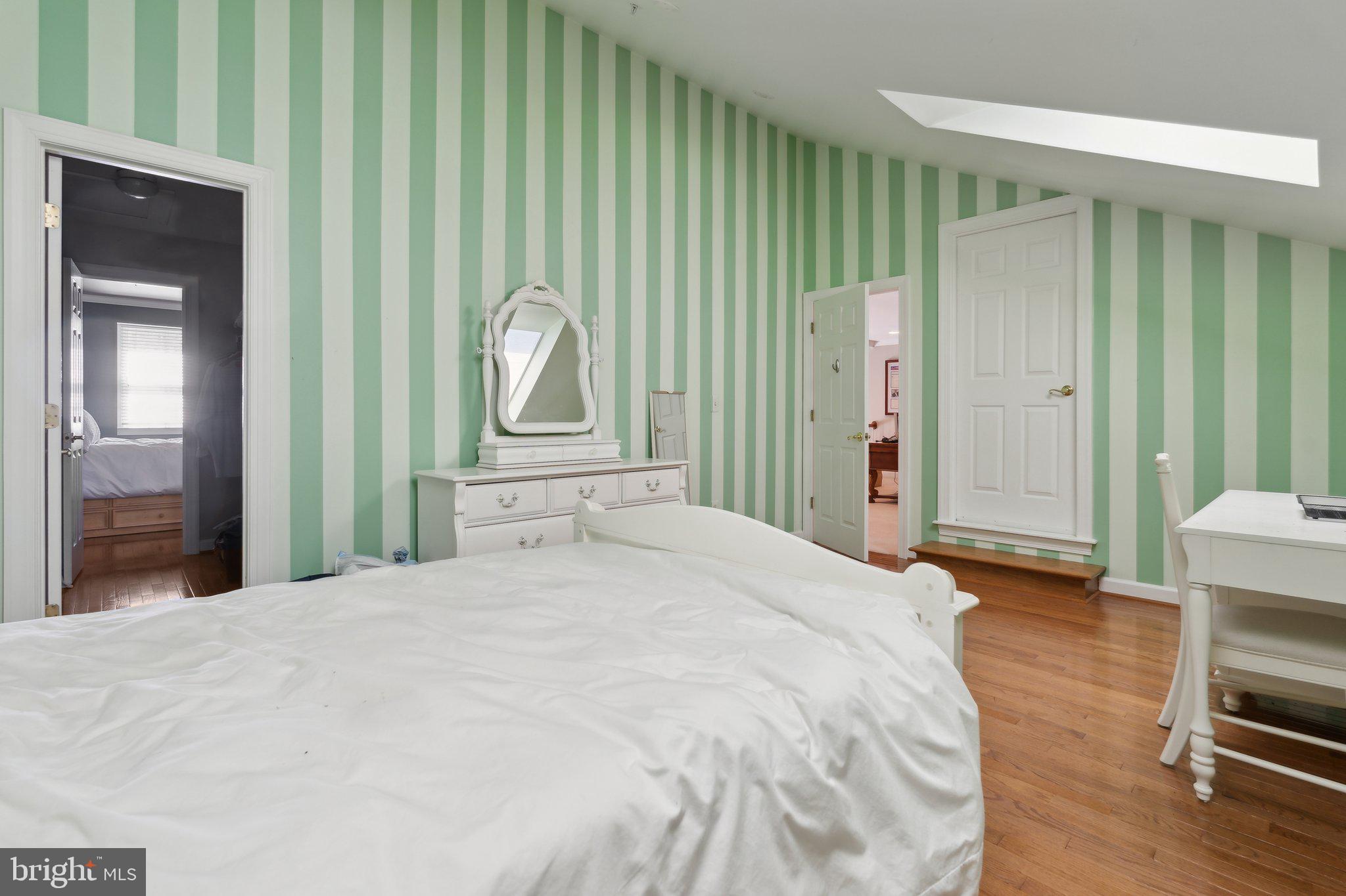 BARRINGTON - Residential