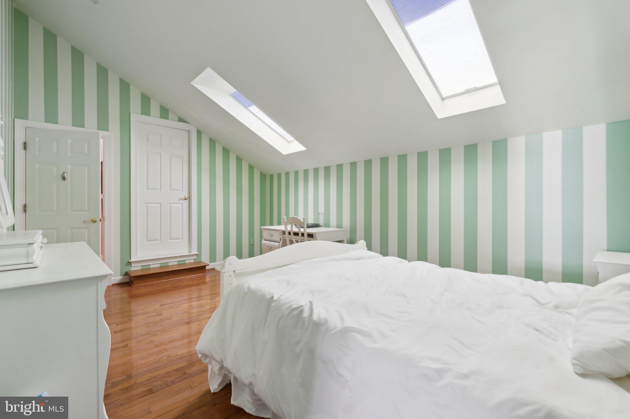 BARRINGTON - Residential