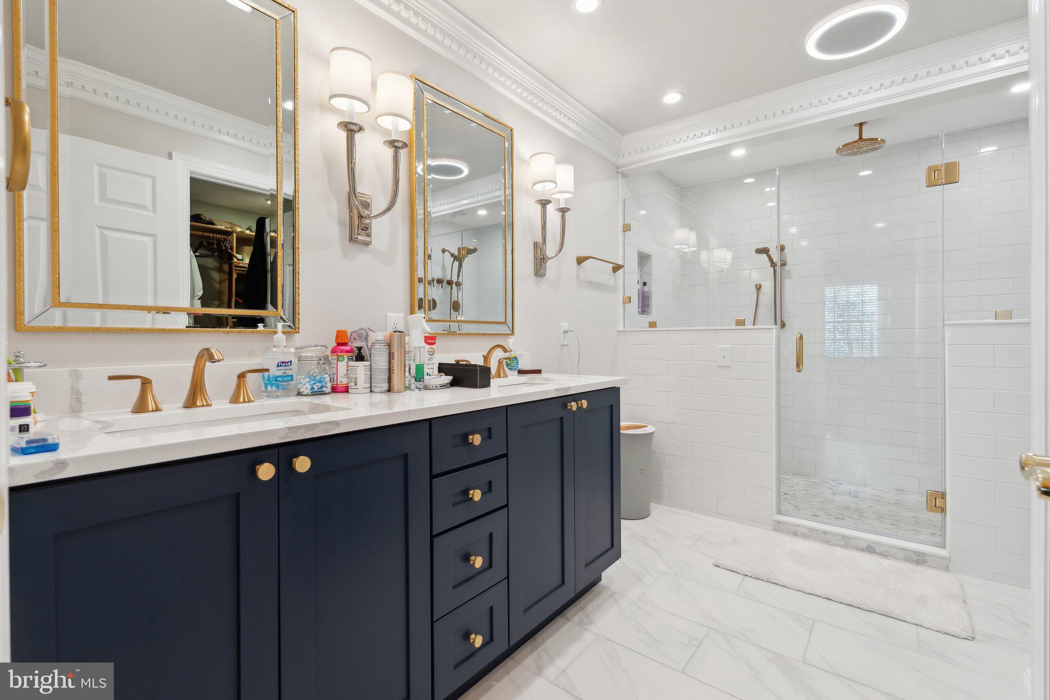 BARRINGTON - Residential