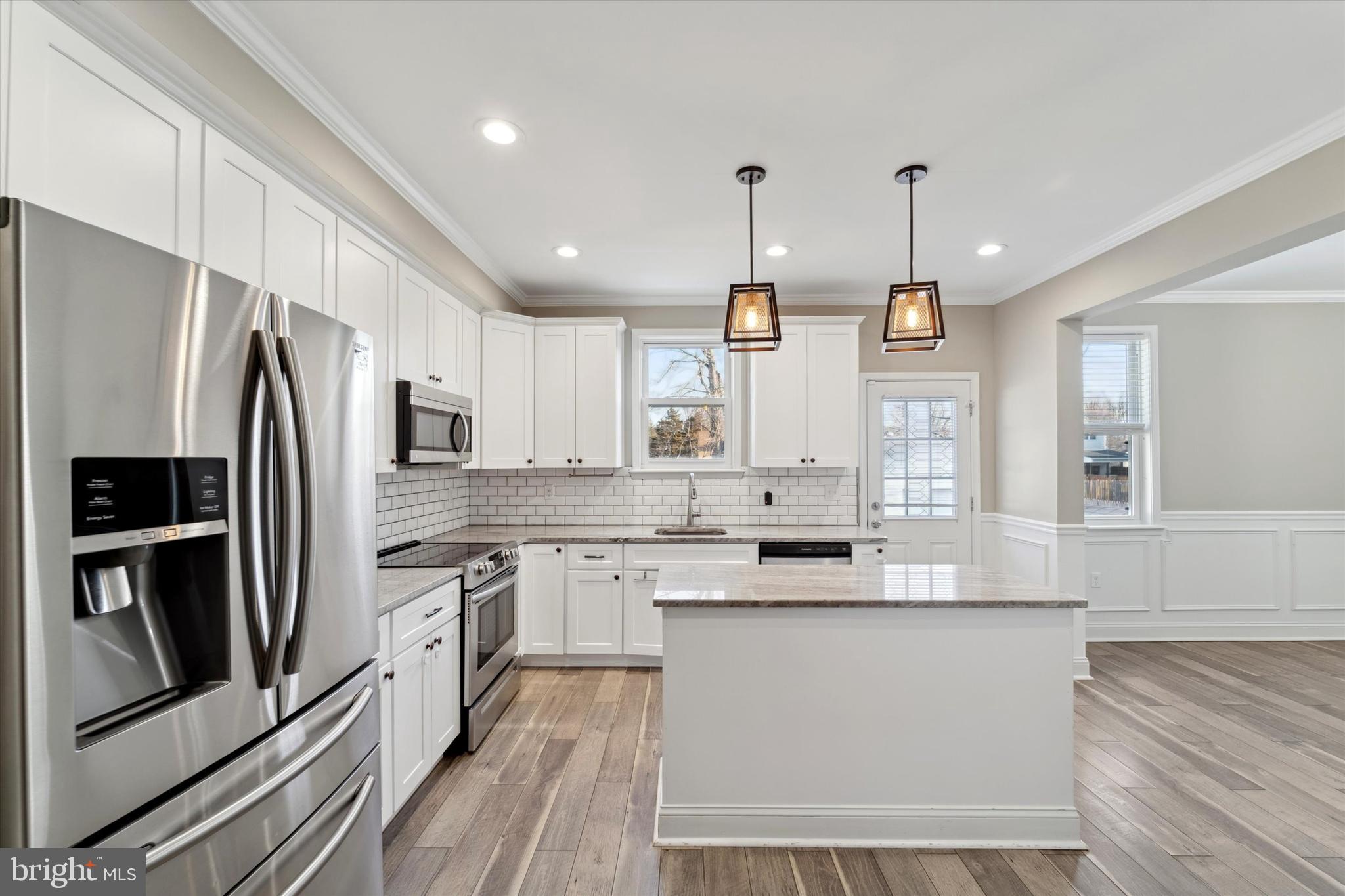 SPEEDWAY - Residential