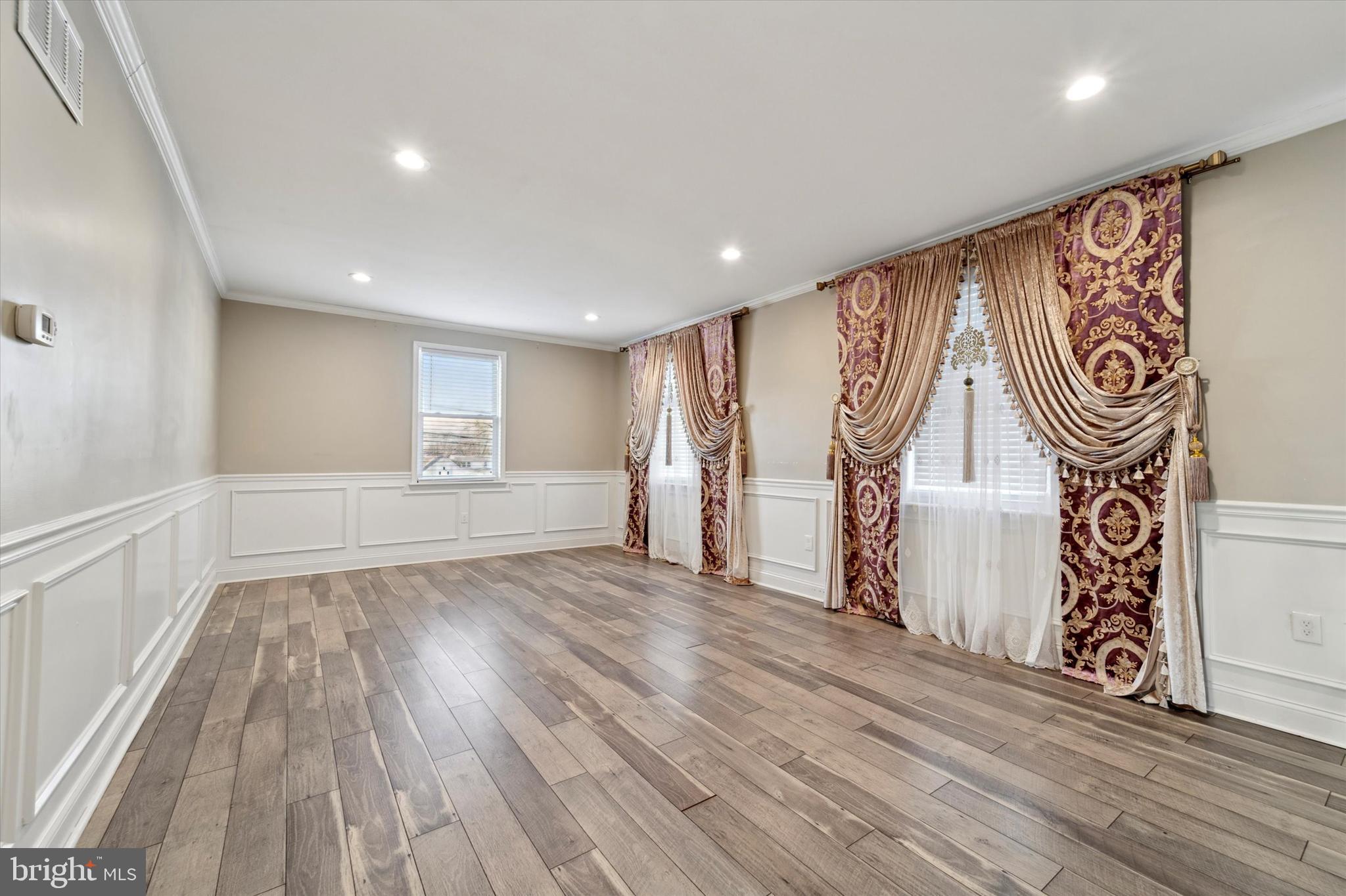 SPEEDWAY - Residential