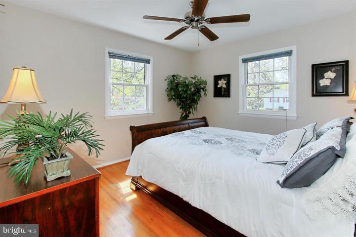 ROLLING VALLEY - Residential Lease