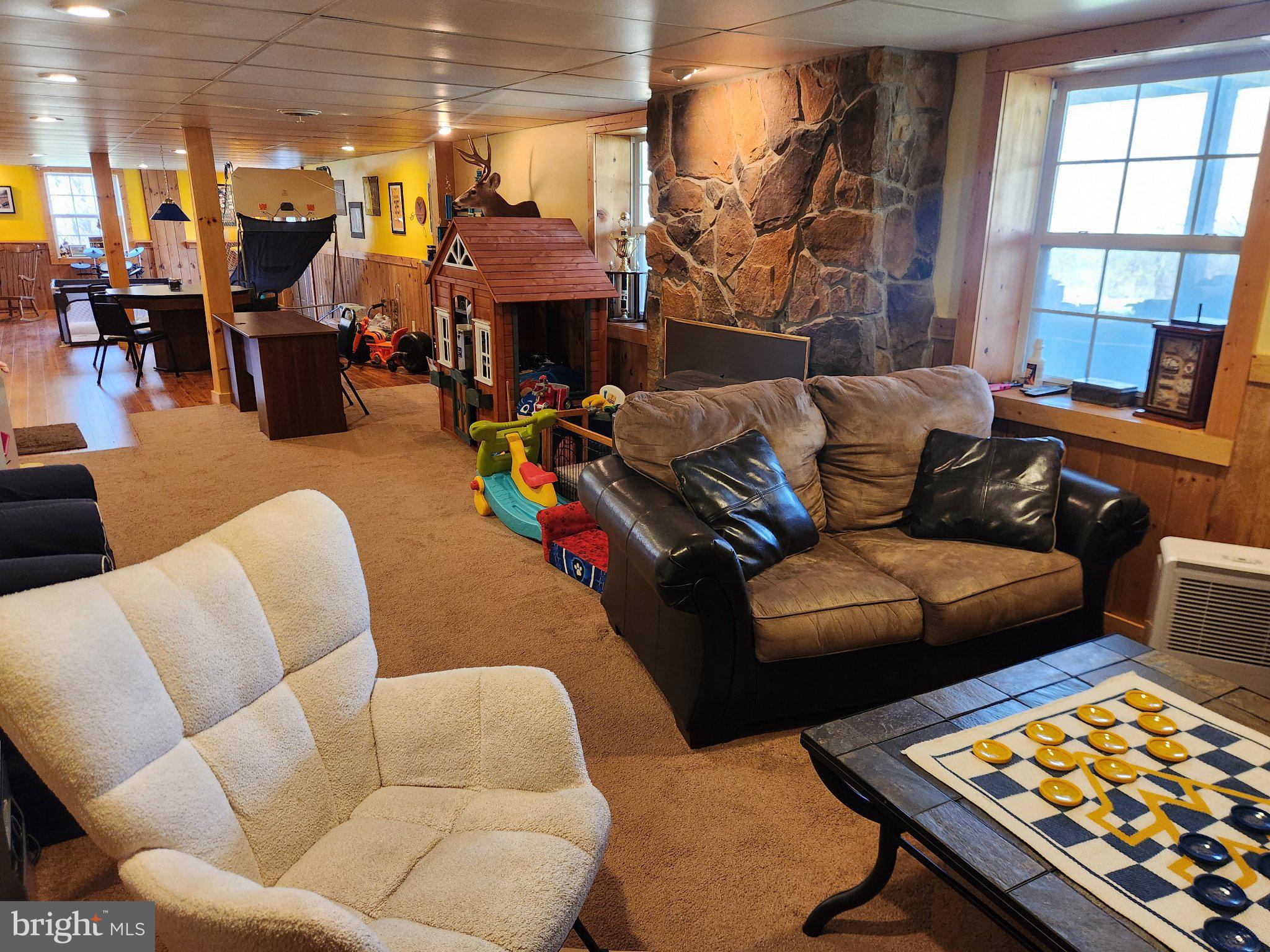 PARKSIDE ESTATES - Residential