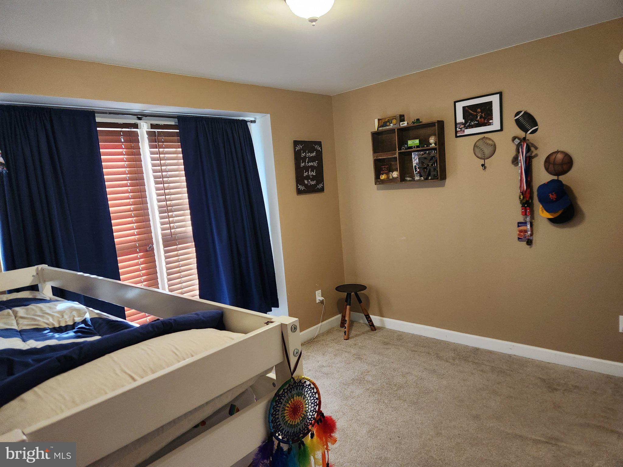 PARKSIDE ESTATES - Residential
