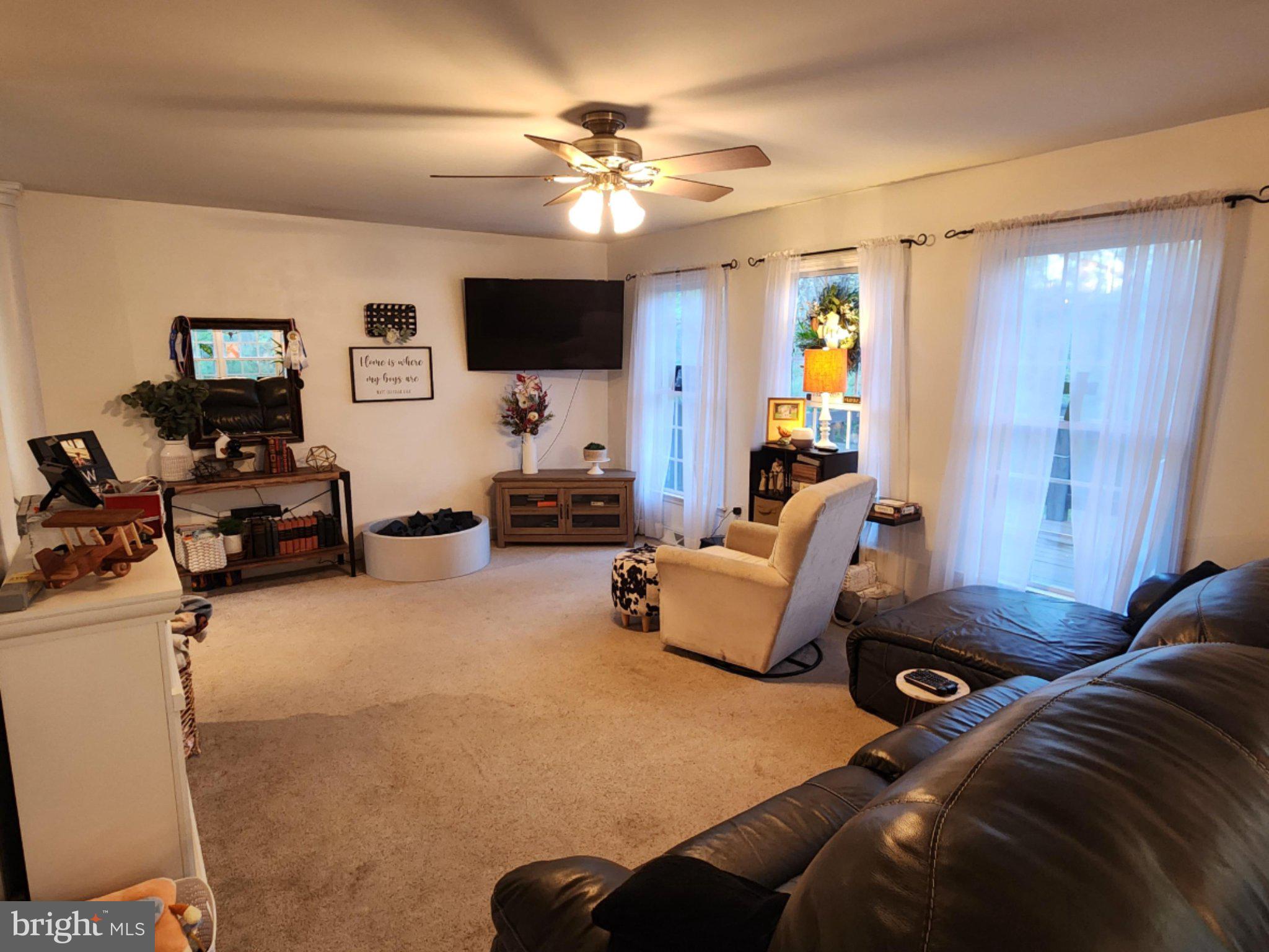 PARKSIDE ESTATES - Residential