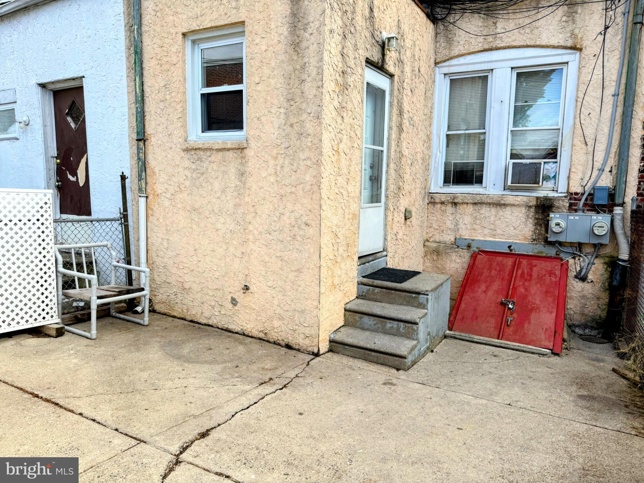 FRANKFORD - Residential Income