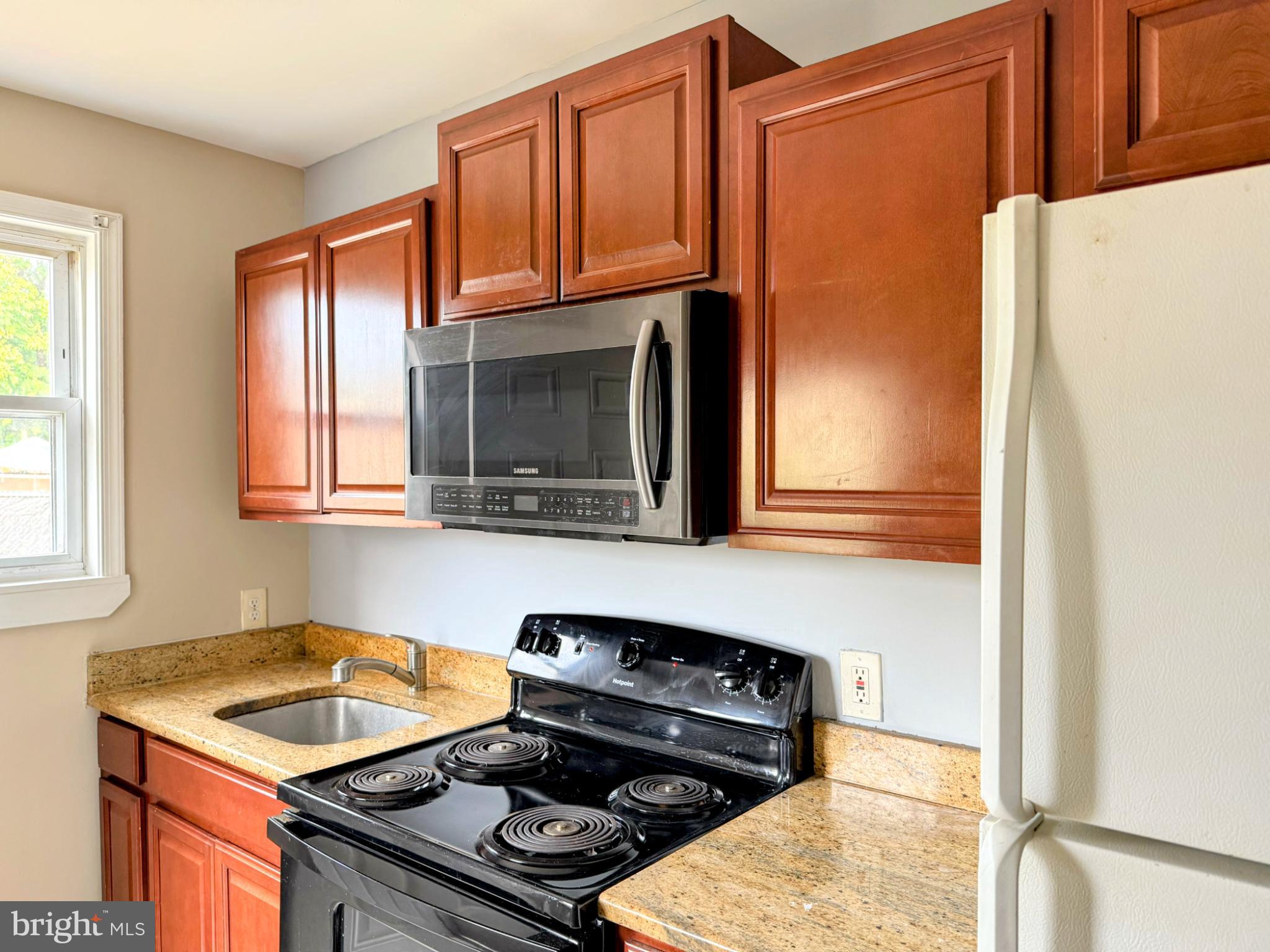 FRANKFORD - Residential Income